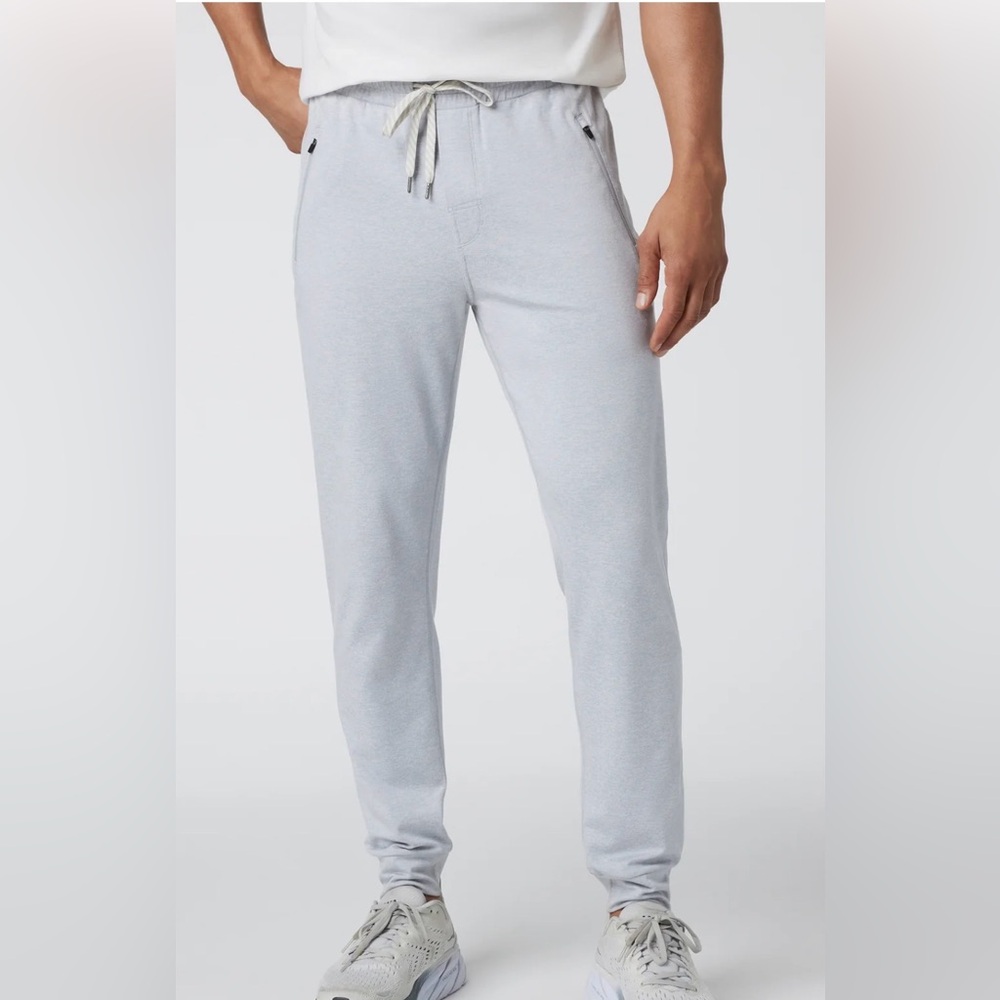 Vuori Men's Light Gray Jogger Sweatpants